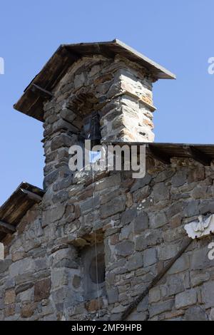 Colline intorno alla Chiesa della Madonna dell'Orsaro. Foto di alta qualità Foto Stock