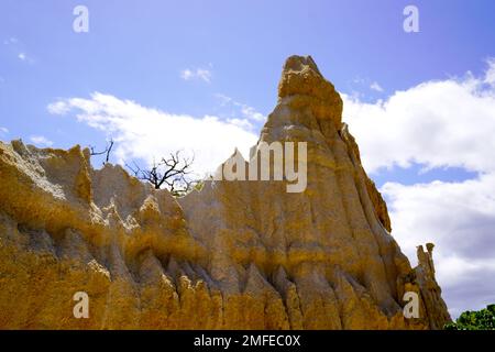 Les Orgues in Ille sur Tet tubi in pietra organo naturale nel parco Pirenei francesi Foto Stock