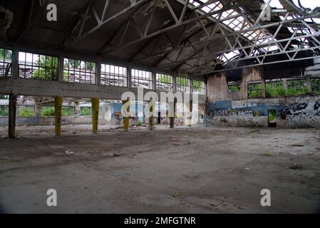 zmaj abbandonata fabbrica ondonata Foto Stock