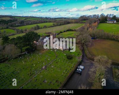 Una foto aerea della Chiesa di Pinhoe vicino al cimitero Foto Stock