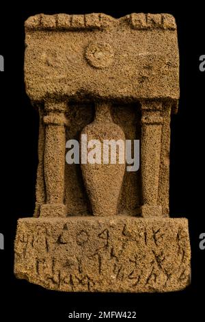 Stele tomba, Museo Whitaker, Isola Fenicia di Mozia, avamposto per mercanti e marinai, 12th secolo a.C., Sicilia, Moiza, Sicilia, Italia Foto Stock