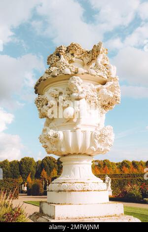 Herrenhausen Gardens di Herrenhausen Palace si trova a Hannover, Germania Foto Stock