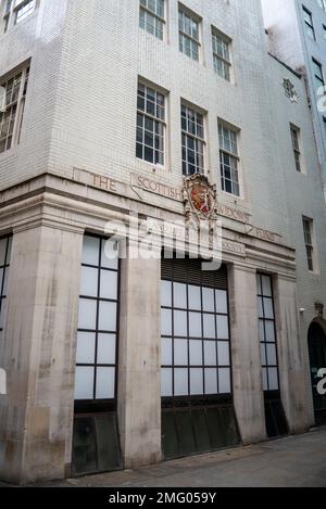 Le vedove scozzesi, la Fund and Life Assurance Society, a Change Alley, Cornhill, City of London, UK. 1930s edificio Foto Stock