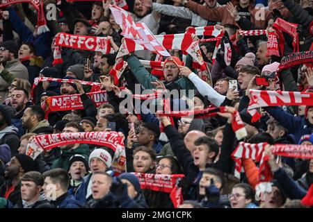 Nottingham, Regno Unito. 25th Jan, 2023. Nottingham Forest tifosi durante la Carabao Cup semi-finale partita Nottingham Forest vs Manchester United a City Ground, Nottingham, Regno Unito, 25th gennaio 2023 (Photo by Craig Thomas/News Images) a Nottingham, Regno Unito il 1/25/2023. (Foto di Craig Thomas/News Images/Sipa USA) Credit: Sipa USA/Alamy Live News Foto Stock