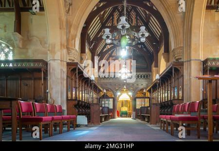 Chiesa di St Twrog, Llandwrog vicino a Caernarfon, Gwynedd, Galles del Nord. Presa nell'aprile 2022. Foto Stock