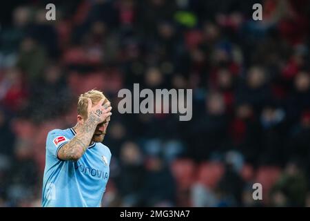 Leverkusen, Germania. 25th Jan, 2023. Calcio: Bundesliga, Bayer Leverkusen - VfL Bochum, giorno 17, BayArena. Philipp Hofmann di Bochum reagisce durante la partita. Credit: Marius Becker/dpa - NOTA IMPORTANTE: In conformità ai requisiti della DFL Deutsche Fußball Liga e del DFB Deutscher Fußball-Bund, è vietato utilizzare o utilizzare fotografie scattate nello stadio e/o della partita sotto forma di sequenze di immagini e/o serie di foto simili a video./dpa/Alamy Live News Foto Stock