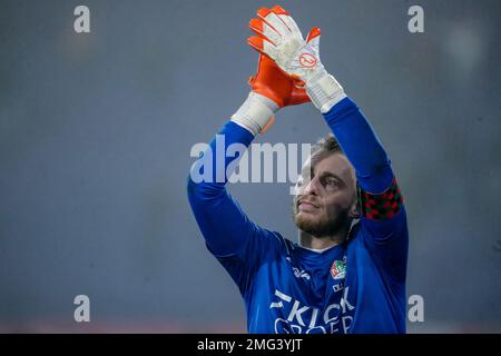 ROTTERDAM, PAESI BASSI - GENNAIO 25: Il portiere Jasper Cillessen della NEC applaude ai tifosi durante la partita olandese di Eredivie tra Feyenoord e NEC allo Stadion Feijenoord il 25 Gennaio 2023 a Rotterdam, Paesi Bassi (Foto di Broer van den Boom/ Orange Pictures) Foto Stock