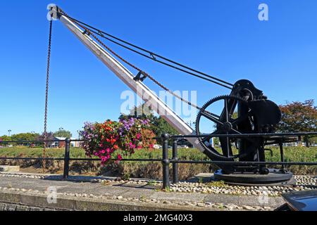 Gru storica del 19th ° secolo sul fiume Parrett, Bridgwater, Sedgemoor, Somerset, Inghilterra sud-occidentale, INGHILTERRA, REGNO UNITO, TA5 2AP Foto Stock