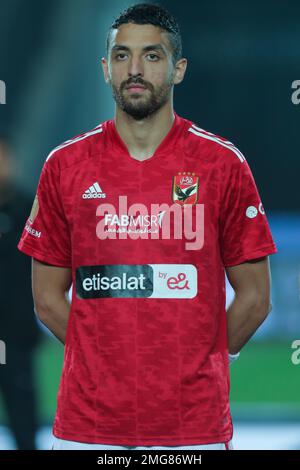 EGITTO, CAIRO, 24 gennaio 2023 - Taher Mohamed di al Ahly SC guarda durante la partita della Premier League egiziana tra al Ahly SC e la Banca Nazionale di Egy Foto Stock