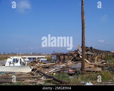 Unità di sicurezza marittima Baton Rouge - la città - 26-HK-383-48. Uragano Katrina Foto Stock