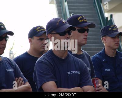 Personale della Guardia Costiera - Katrina e Rita - 26-HK-337-8. Uragano Katrina Foto Stock