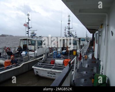 Personale della Guardia Costiera - Katrina e Rita - 26-HK-337-45. Uragano Katrina Foto Stock