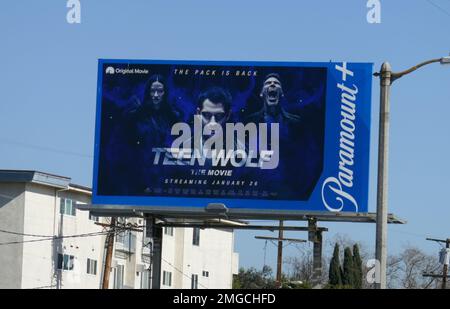 Los Angeles, California, USA 25th Gennaio 2023 Una visione generale dell'atmosfera di Teen Wolf The Movie Billboard il 25 Gennaio 2023 a Los Angeles, California, USA. Foto di Barry King/Alamy Stock Photo Foto Stock