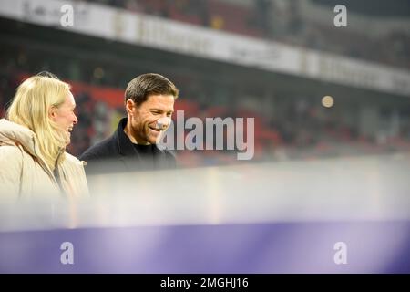 Allenatore Xabier ALONSO (LEV) Calcio 1st Bundesliga, 17th matchday, Bayer 04 Leverkusen (LEV) - VfL Bochum (BO), il 25th gennaio 2023 a Leverkusen/Germania. Le normative #DFL vietano qualsiasi uso di fotografie come sequenze di immagini e/o quasi-video # Foto Stock