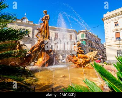 Fontana di Diana in Ortigia - Siracusa, Sicilia, Italia Foto Stock