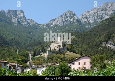 Castello di Avio, Trentino Alto Adige, Italia, Europa Foto Stock