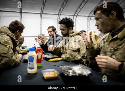 CONSTANTA - Wopke Hoekstra, Ministro degli Affari Esteri durante la sua visita all'Aeroporto Internazionale Mihail Kogalniceanu. Il ministro visita le truppe olandesi e francesi. ANP KOEN VAN WEEL netherlands OUT - belgium OUT Credit: ANP/Alamy Live News Foto Stock