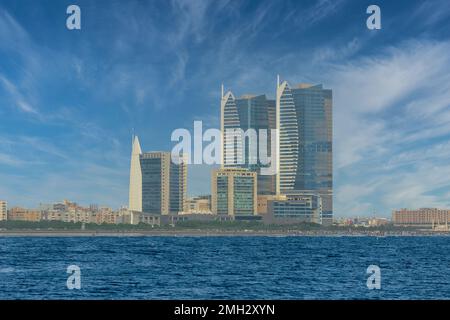 karachi pakistan 2022, karachi città paesaggio, punti di riferimento di karachi, dolmen mall clifton, ora d'oro. tramonto a karachi, vista mare Foto Stock