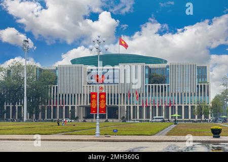 HANOI, VIETNAM - 26 DICEMBRE 2022: Edificio dell'Assemblea Nazionale vietnamita ad Hanoi, Vietnam Foto Stock