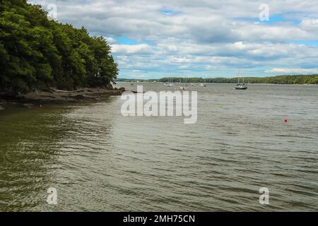 Furber Strait è un canale che è la parte più profonda di questo estuario, che costituisce Great Bay e Little Bay. Conosciuto come punto di Adams esso curva dentro e fuori Foto Stock