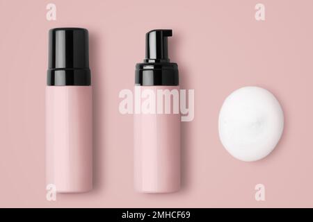 Contenitore cosmetico, prodotto, prodotti cosmetici tubi. contenitore in plastica per crema, lozione, maschera nutriente o idratante su sfondo rosa. Eco Foto Stock