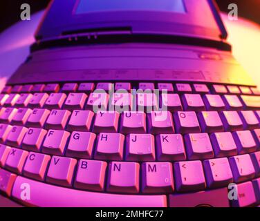 1994 TASTIERA STORICA PER COMPUTER PORTATILE (©AST CORP 1994) Foto Stock