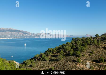 Dal faro di Albir si affaccia sul Parco Naturale della Serra Gelada. Foto Stock