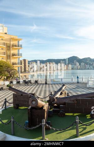 Quattro cannoni sul Balcon del Mediterraneo Foto Stock