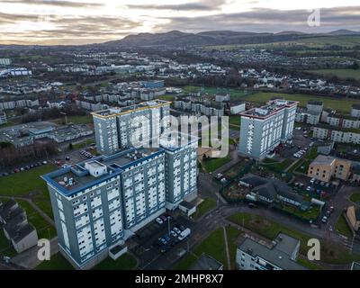 Veduta aerea della tenuta di alloggi a Wester Hailes a Edimburgo, Scozia, Regno Unito Foto Stock