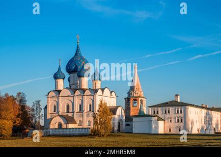 Cremlino di Suzdal in autunno, anello d'oro, Russia. Foto Stock