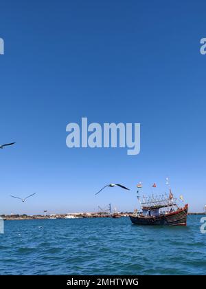 Beyt/Bet Dwarkadhish Temple in barca/traghetto/Dwarka/Gujarat Foto Stock