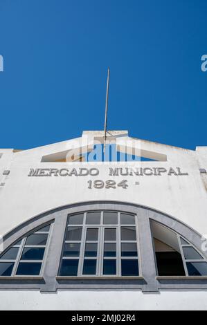 Il mercato municipale di mercado a Lagos Portogallo Foto Stock