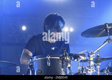 I Santi Francesi suonano durante il concerto dal vivo il 26 gennaio 2023 presso il Largo Venue Club di Roma Foto Stock