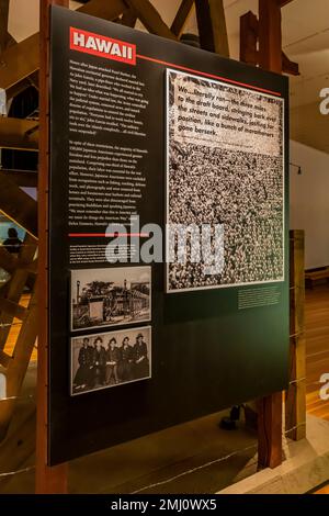 Mostra sui giapponesi-americani hawaiani nella seconda guerra mondiale al Manzanar National Historic Site, Owens Valley, California, USA Foto Stock