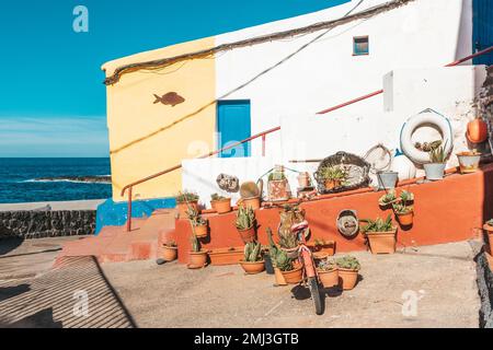 Autentiche strade dei villaggi di Tenerife Foto Stock