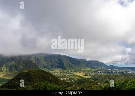 Vista a la Plaine des Palmistes dal Bellevue Pass - Isola di Reunion Foto Stock