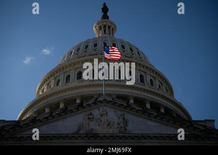 Washington, Stati Uniti. 27th Jan, 2023. Una visione generale degli Stati Uniti Capitol Building, a Washington, DC, venerdì 27 gennaio, 2023. (Graeme Sloan/Sipa USA) Credit: Sipa USA/Alamy Live News Foto Stock