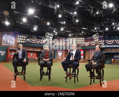 Secaucus, Stati Uniti. 26th Jan, 2023. Hall of Fame Electee Scott Rolen parla una conferenza stampa televisiva alla rete MLB venerdì 27 gennaio 2023 a Secaucus, New Jersey. Foto di John Angelillo/UPI Credit: UPI/Alamy Live News Foto Stock