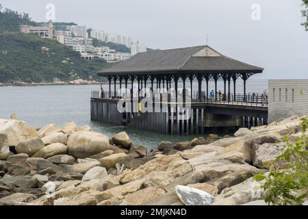 Hong Kong, Cina - Nov 21 2022: Blake Pier a Stanley. Un molo pubblico con tetto in acciaio in ferro in stile edoardiano classico a Stanley Foto Stock