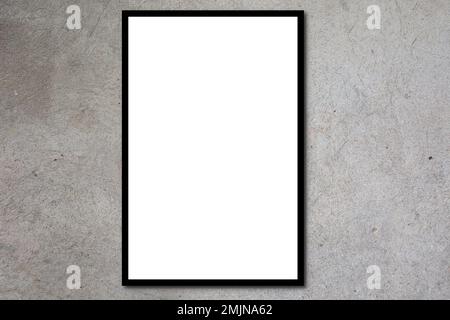 Ritratto nero cornice mockup su cemento grigio muro bianco poster mock up interni interni mostra testo o prodotto Foto Stock