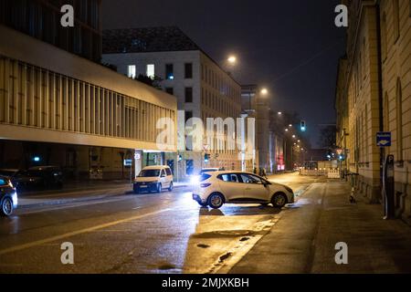 Monaco, Germania. 28th Jan, 2023. Impressionen von München bei Nacht am 28,1.2023. -- impressione da Monaco di Baviera, Germania di notte il 28 gennaio 2023. (Foto di Alexander Pohl/Sipa USA) Credit: Sipa USA/Alamy Live News Foto Stock