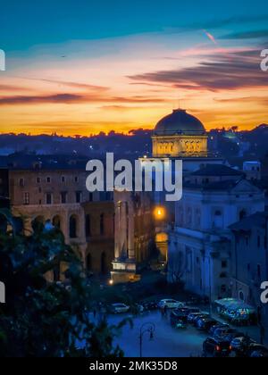 Tempio romano dedicato ad Apollo nel Campus Martio, accanto al Teatro di Marcello e al Porticus Octaviae, Foto Stock