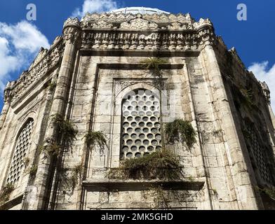 La tomba di Husrev Pasha, situata a Istanbul, in Turchia, è stata costruita da Mimar Sinan nel 16th ° secolo. Foto Stock