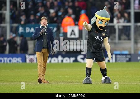 Exeter, Regno Unito. 28 gennaio 2023. La mascotte degli Exeter Chiefs allieta la folla prima della partita di rugby Gallagher Premiership tra Exeter Chiefs e Gloucester a Sandy Park, Exeter, Regno Unito, il 28 gennaio 2023. Foto di Scott Boulton. Solo per uso editoriale, licenza richiesta per uso commerciale. Non è utilizzabile nelle scommesse, nei giochi o nelle pubblicazioni di un singolo club/campionato/giocatore. Credit: UK Sports Pics Ltd/Alamy Live News Foto Stock