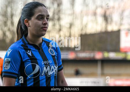 Aalter, Belgio. . 28th Jan, 2023. Sakina Ouzraoui Diki (11) di Brugge, nella foto di una partita di calcio femminile tra il Club Brugge Dames YLA e l'Eendracht Aalst, il 18° giorno della stagione 2022 - 2023 della belga Lotto Womens Super League , sabato 28 gennaio 2023 ad Aalter , BELGIO . FOTO SPORTPIX | Stijn Audooren Credit: David Catry/Alamy Live News Foto Stock