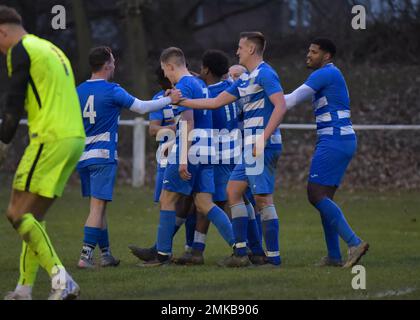 Glasshoughton, West Yorkshire, Regno Unito. 28th Jan, 2023. Toolstation Northern Counties East League Division One, Glasshoughton Welfare AFC v Athersley Recreation il 28th gennaio 2023 presso lo stadio di cartellonistica Lee Johnston, Glasshoughton, West Yorkshire UK Photo Credit Craig Cresswell Photography Credit: Craig Cresswell/Alamy Live News Foto Stock