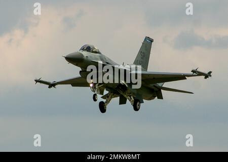 19th luglio 2002 Farnborough Regno Unito, USAF General Dynamocs F-16C frm 52nd Fighter Wing Foto Stock