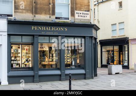 Penhaligon's è una casa di profumi britannica con un negozio a New Bond Street, Città di Bath, Somerset, Inghilterra, Regno Unito Foto Stock