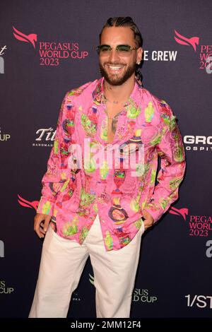 Hallandale Beach, Florida, Stati Uniti. 28th Jan, 2023. Maluma partecipa alla Coppa del mondo Pegasus 2023 presentata da Baccarat al Gulfstream Park il 28 gennaio 2023 ad Hallandale Beach, Florida. Credit: Mpi04/Media Punch/Alamy Live News Foto Stock