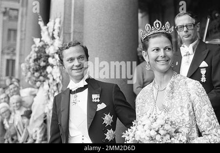 Matrimonio di Carlo XVI Gustaf e Silvia Sommerlath. Carl XVI Gustaf, re di Svezia. Nato il 30 aprile 1946. La sera, il giorno prima del matrimonio, è stato raffigurato un gala all'opera reale di Stoccolma, il 18 giugno 1976. BV55-2 Foto Stock